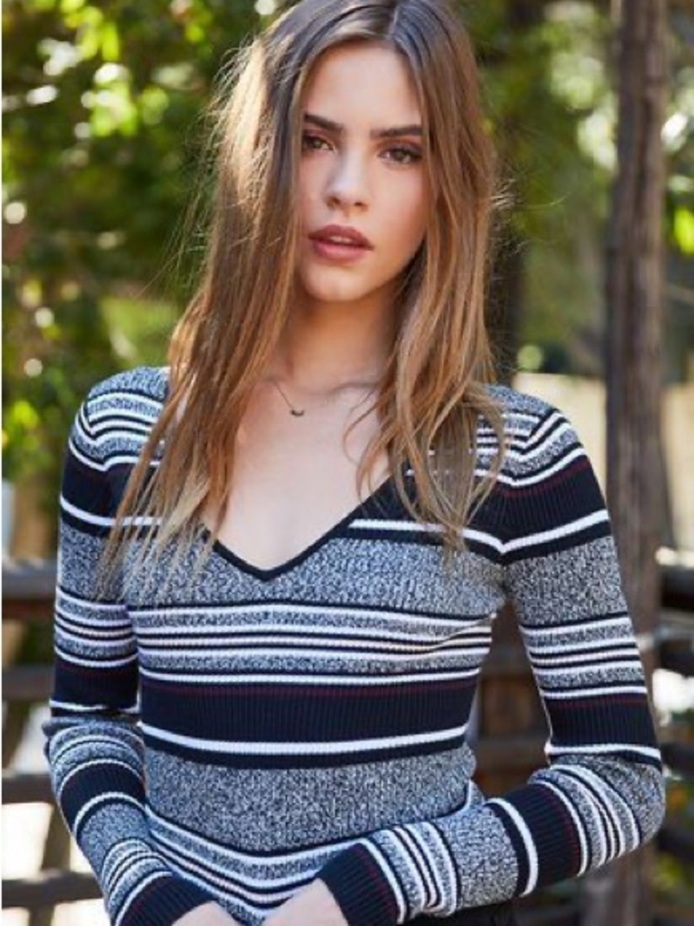 LA Hearts Striped V-Neck Cropped Sweater